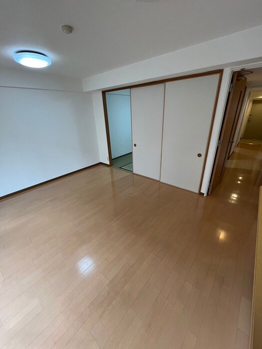 物件内観写真15　(居室)