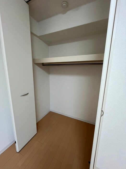 物件内観写真15　(収納)