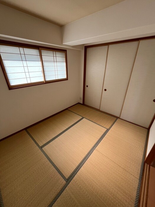 物件内観写真16　(居室)