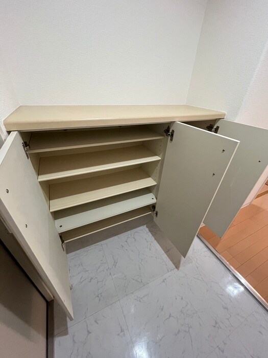 物件内観写真18　(靴箱)