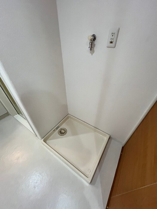 物件内観写真20　(洗濯機置場)