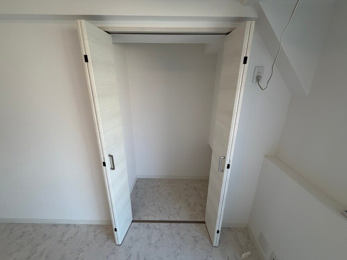 物件内観写真15　(収納)