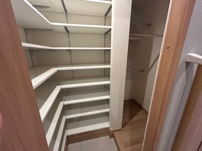 物件内観写真22　(靴箱)