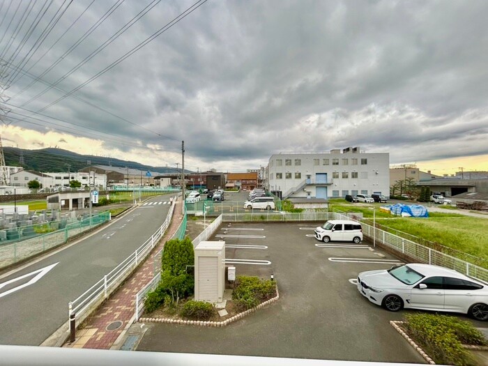 物件内観写真22　(室内からの展望)