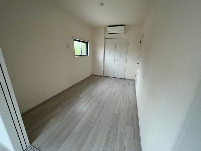 物件内観写真13　(居室)