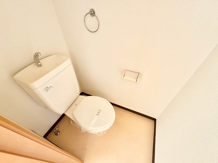 物件内観写真12　(トイレ)