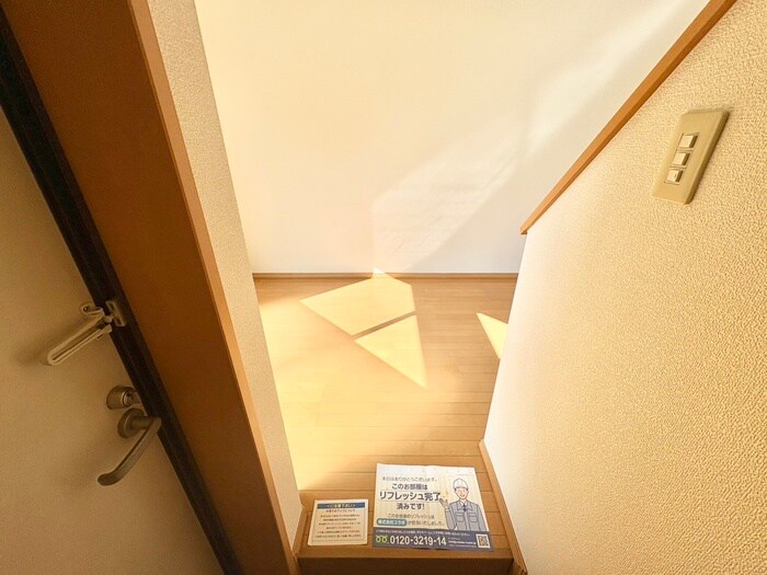 物件内観写真15　(廊下)