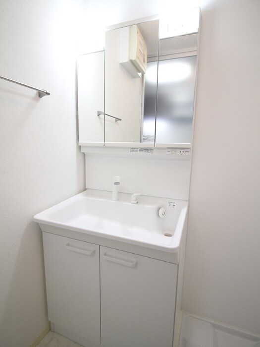 物件内観写真13　(洗面)