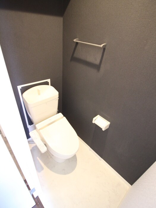 物件内観写真15　(トイレ)