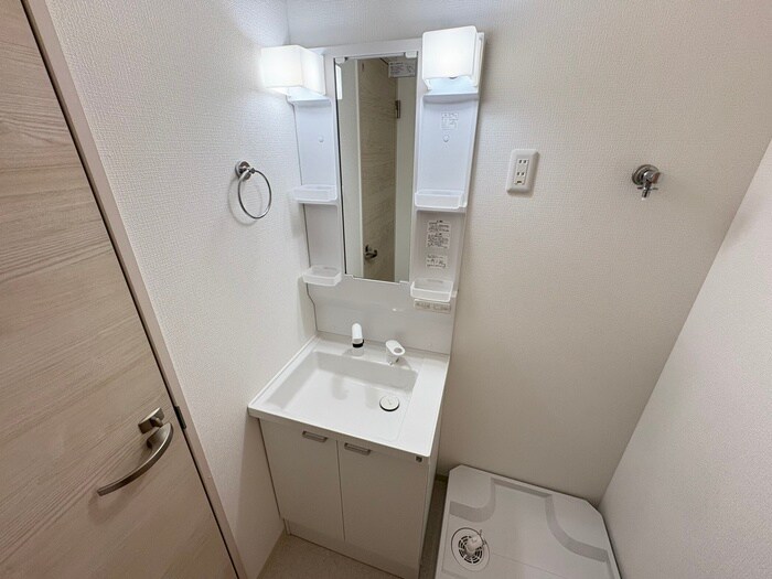 物件内観写真11　(洗面)