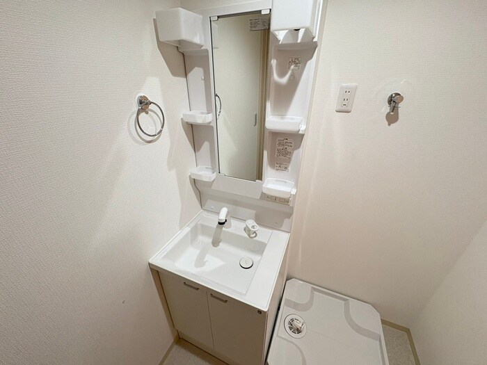 物件内観写真11　(洗面)