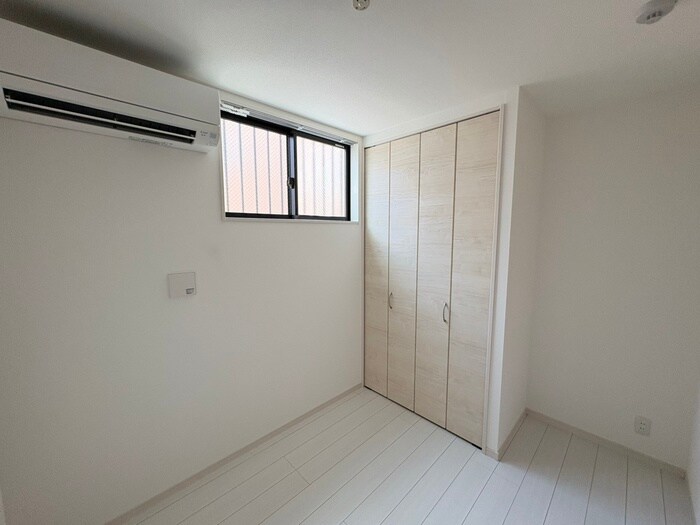 物件内観写真14　(居室)