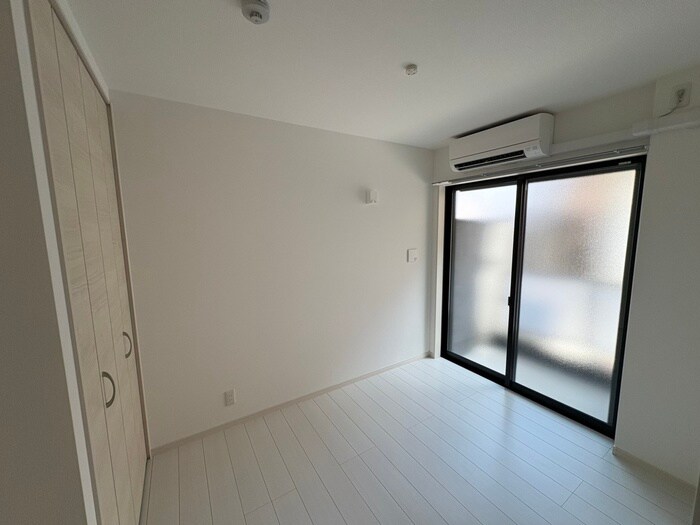 物件内観写真15　(居室)