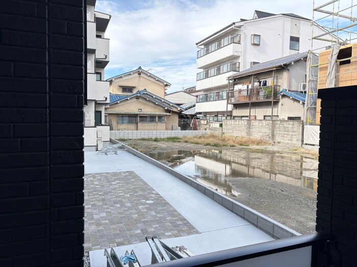 物件内観写真21　(室内からの展望)