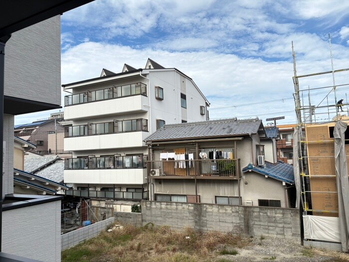 物件内観写真21　(室内からの展望)