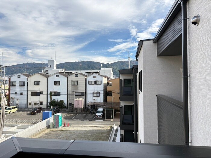 物件内観写真21　(室内からの展望)