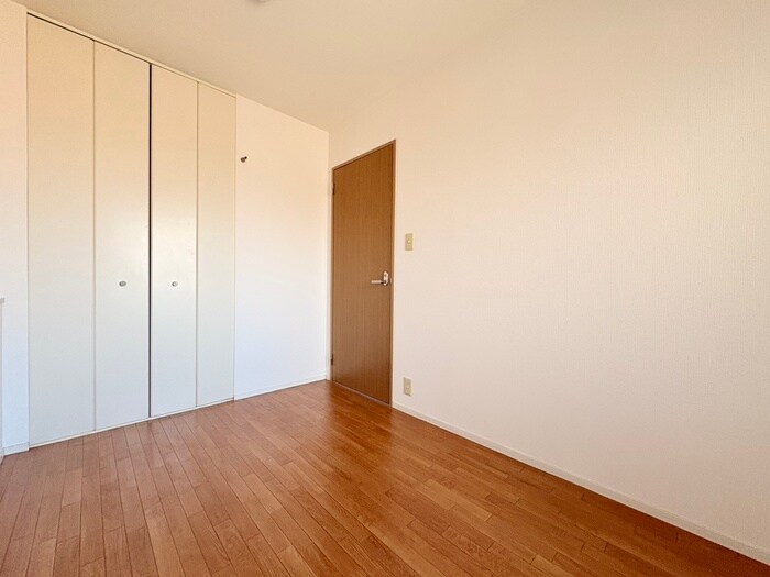 物件内観写真10　(居室)