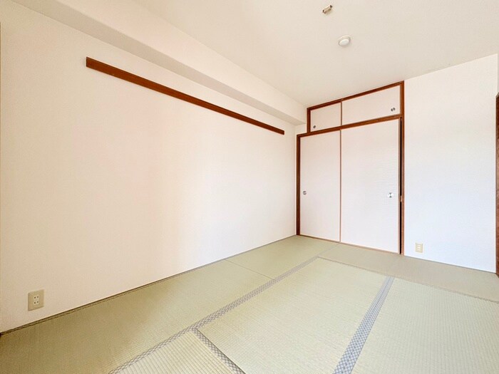 物件内観写真11　(居室)