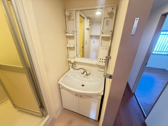 物件内観写真12　(洗面)