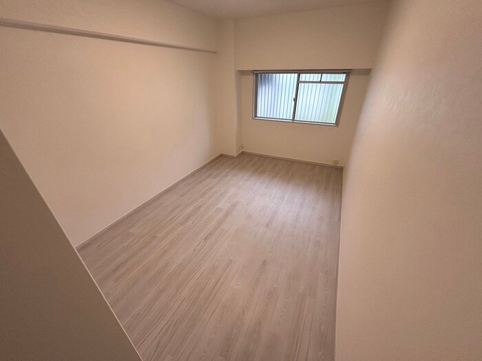 物件内観写真12　(居室)