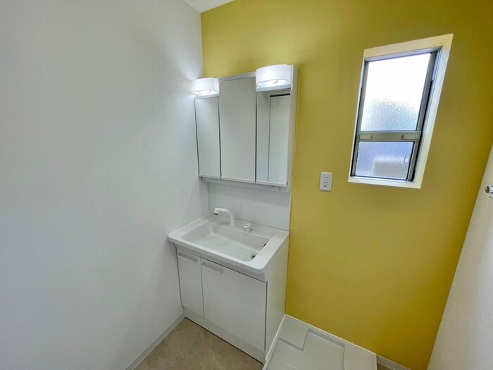 物件内観写真12　(洗面)