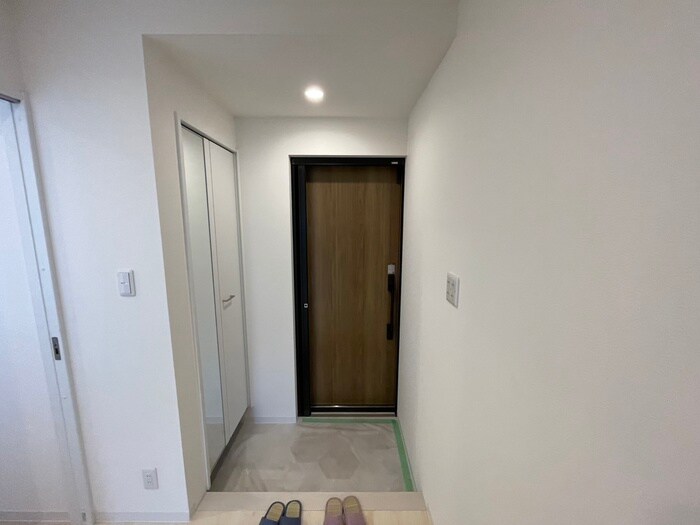 物件内観写真16　(廊下)