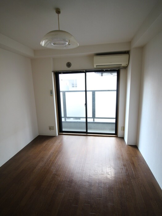 物件内観写真13　(居室)