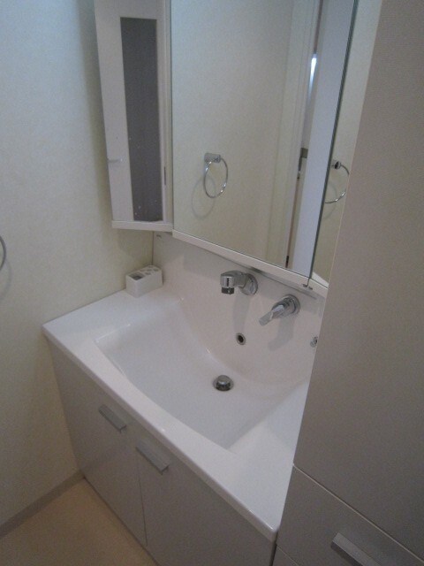 物件内観写真10　(洗面)