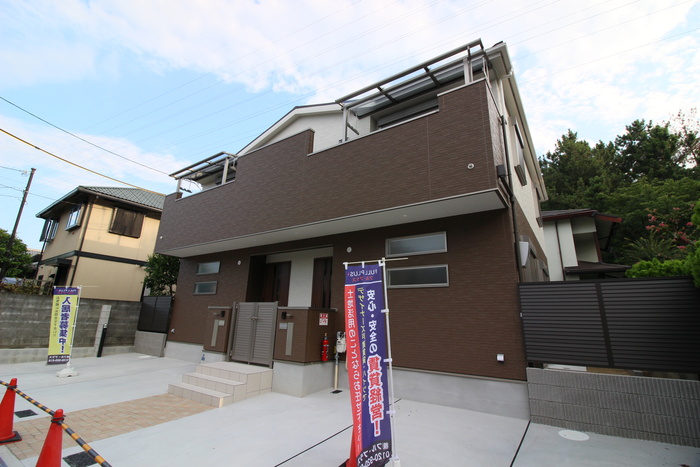 吹田市佐竹台3丁目新築連棟
