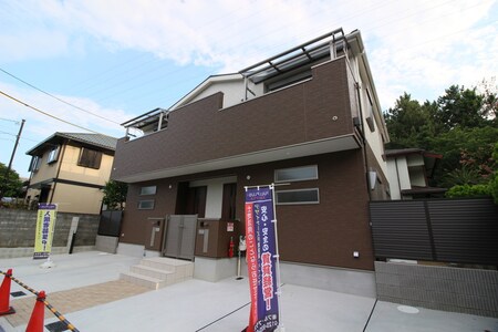 吹田市佐竹台3丁目新築連棟外観写真