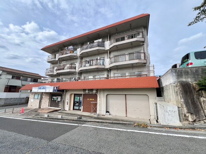 物件外観写真2　(外観写真)