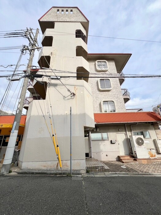 物件外観写真6　(外観写真)