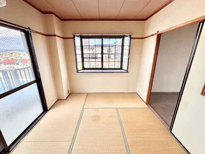 物件内観写真10　(居室)