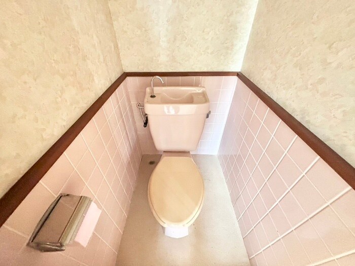 物件内観写真15　(トイレ)