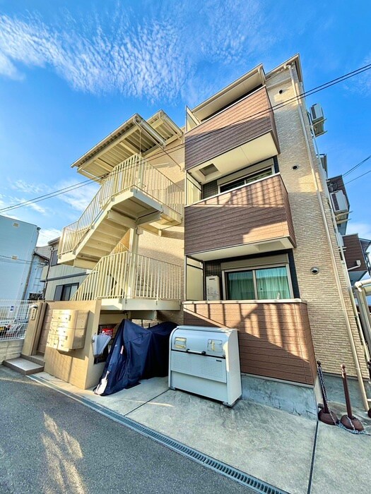 物件外観写真2　(外観写真)