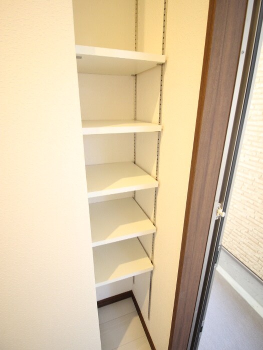 物件内観写真8　(収納)