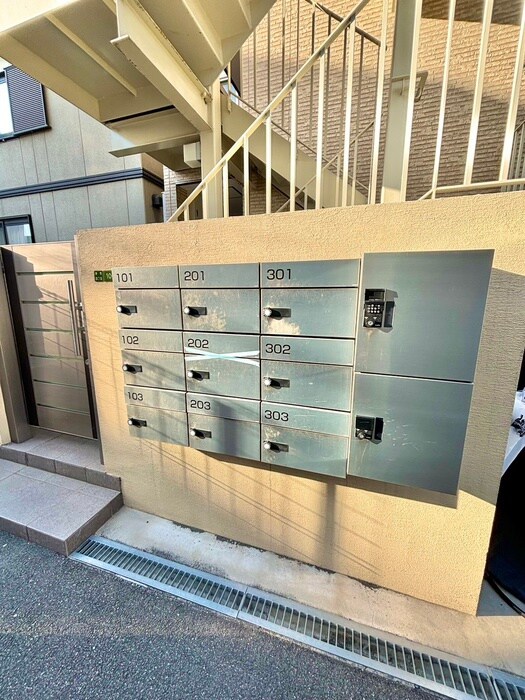 物件外観写真4　(建物設備)