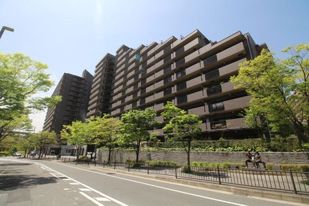 フォルム千里中央（812）外観写真