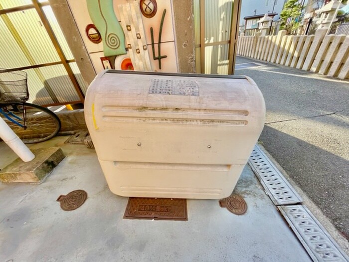 物件外観写真4　(建物設備)