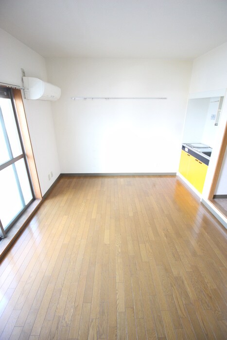 物件内観写真22　(居室)