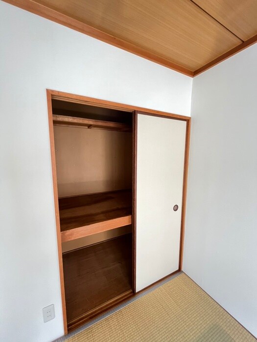 物件内観写真13　(収納)