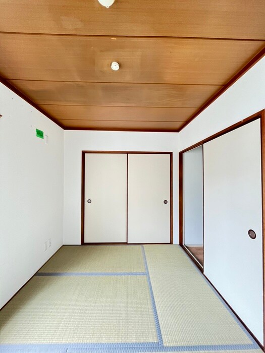 物件内観写真21　(居室)