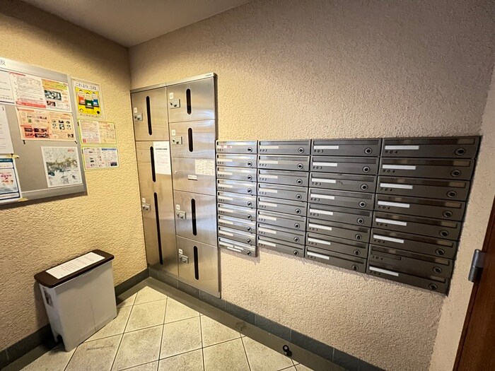 物件外観写真4　(建物設備)