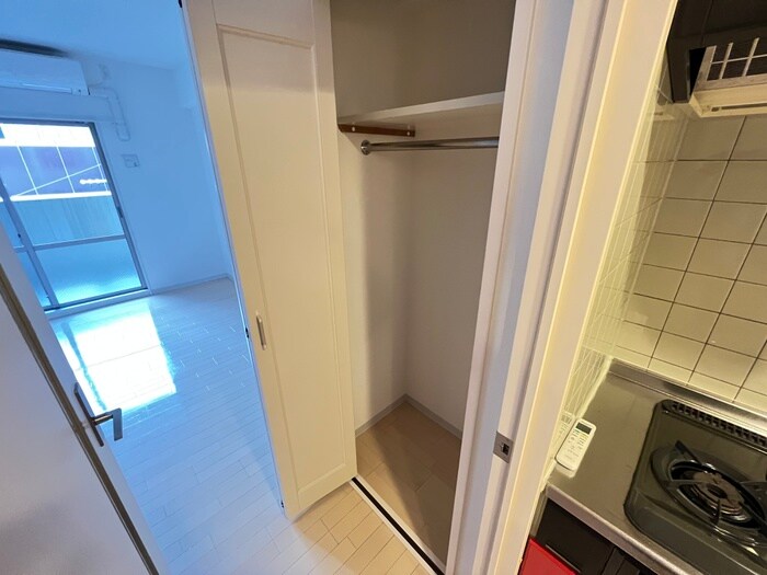 物件内観写真15　(収納)