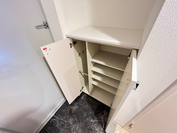 靴箱