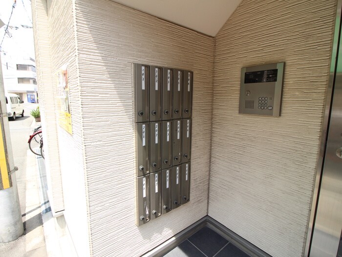 物件外観写真4　(建物設備)