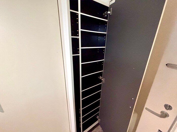 物件内観写真14　(靴箱)