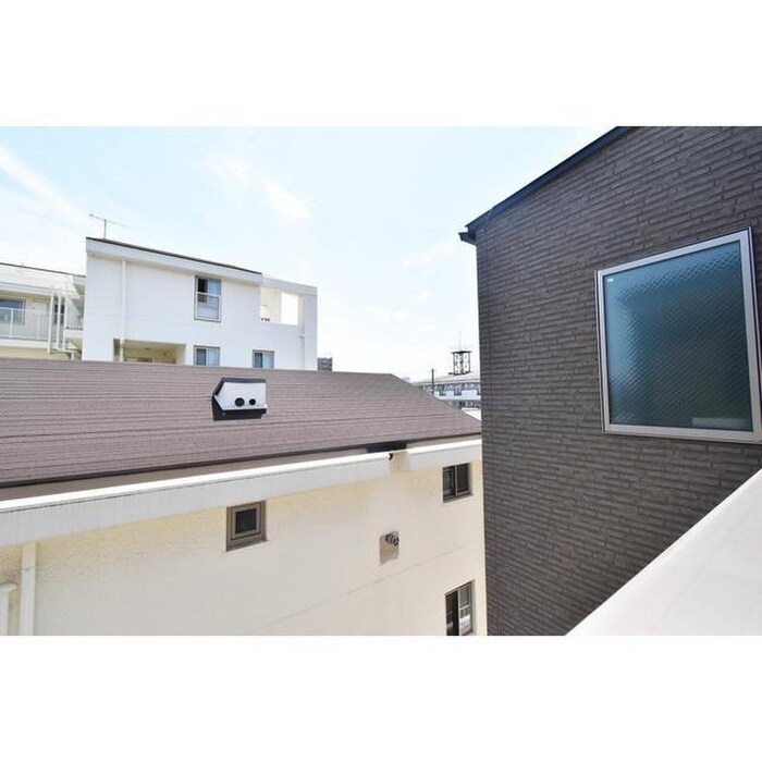 物件内観写真13　(室内からの展望)