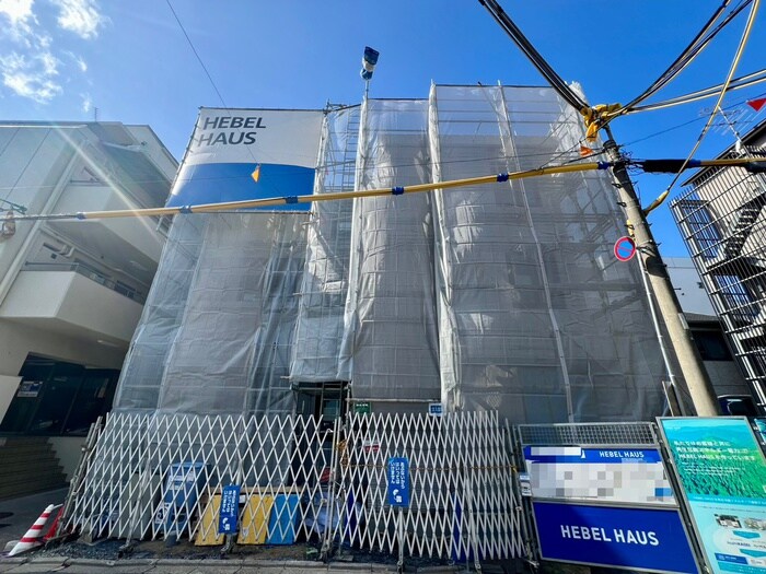 物件外観写真2　(建築中)