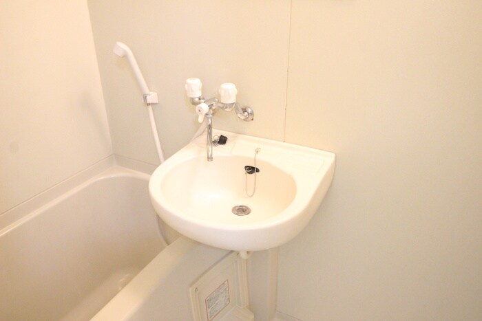 物件内観写真11　(洗面)